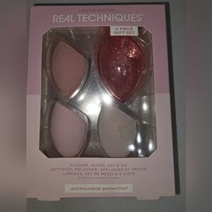 Real Techniques Pink and Red Sponge Gift Set. NIB